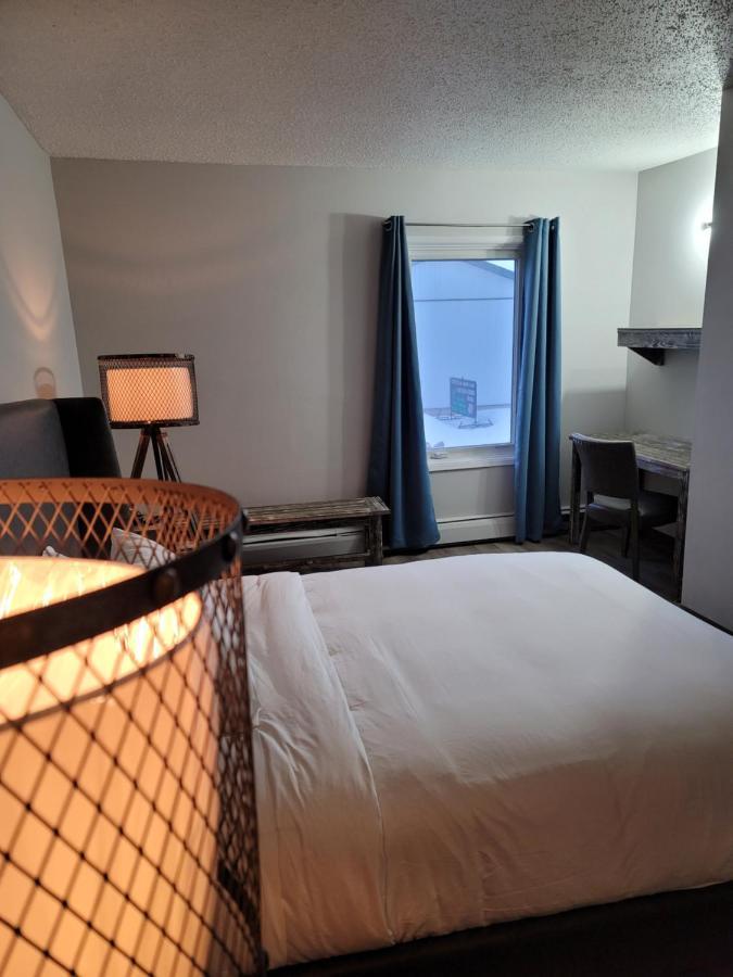 Parkside Inn Grande Prairie Buitenkant foto